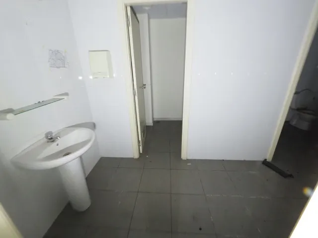SE VENDE LOCAL COMERCIAL EN MATARO — 9