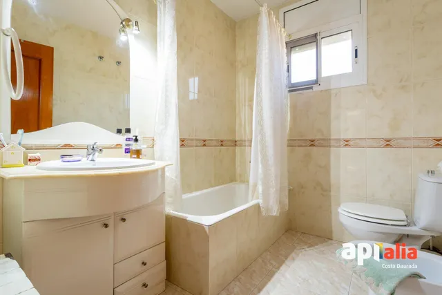 CHALET EN EL CENTRO DE SALOU 5 habitaciones — 35