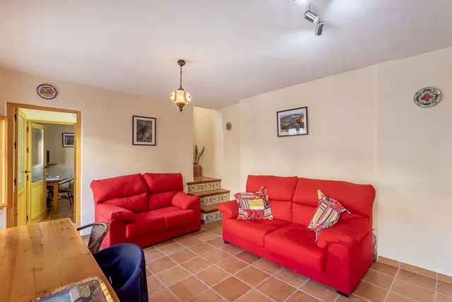 GR3929 - Alhama de Granada - Casa de pueblo reformada con patio delantero y azotea — 12