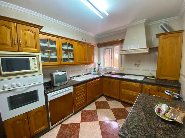 Exclusivo pareado en Santa Mónica: elegancia, espacio y vistas inigualables — 12