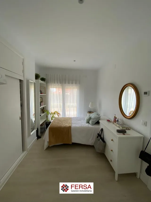 FANTASTICO CHALET INDEPENDIENTE EN VENTA EN LA URBANIZACIÓN EL AGUILA — 18