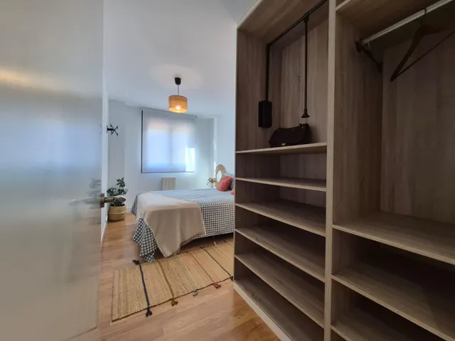 Se pone a la venta bajo con terraza y jardin  de dos habitaciones , garaje y piscina comunitaria — 13