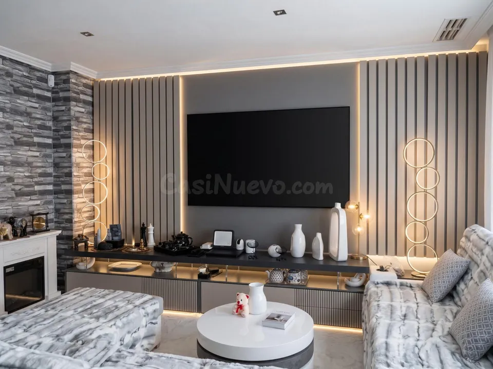 Estupendo triplex en zona campo de futbol
