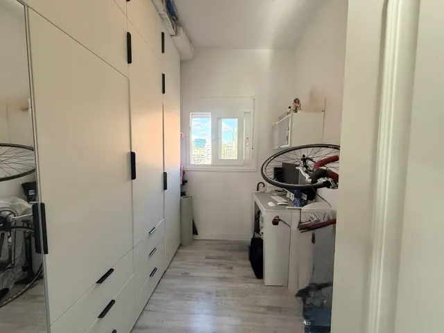 Encantador Piso con trastero, en La Marina del Port, Barcelona - ¡Una Oportunidad Única por 309.000€! — 20