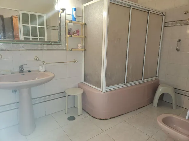 CASA SOLA EN UN LUGAR EMBLEMÁTICO — 25