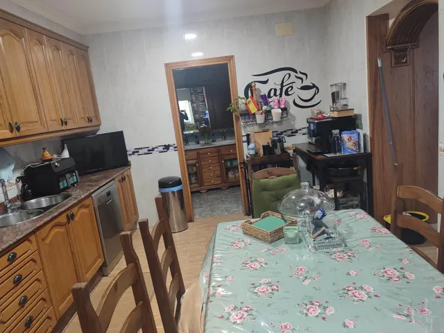 DOS CASAS REFORMADAS CON PATIO — 8