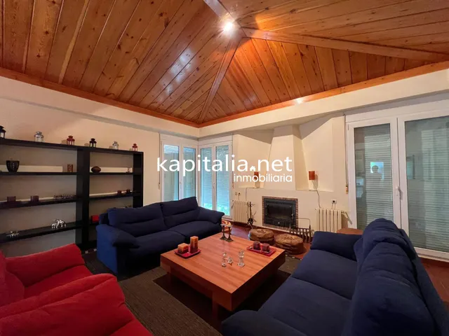 Fantástico chalet a la venta en Ontinyent , zona la Solana . — 15