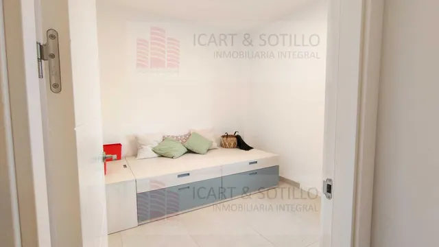 "Costa Domus" tu hogar frente al Mediterráneo, el mar en primera línea. — 24
