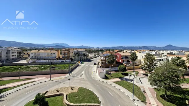 Apartamento con vistas al mar situado en 3ª línea playa Mira - foto 3