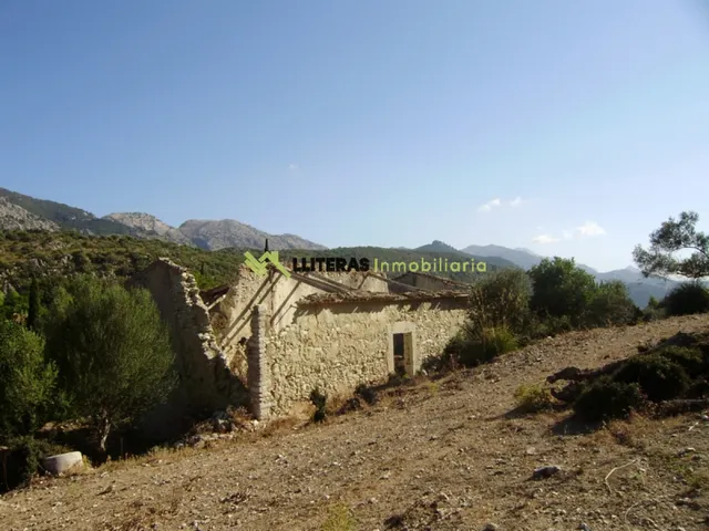 Fantástica finca para restaurar con vistas increíbles — 8