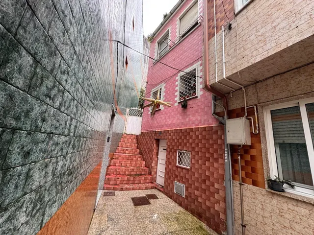 Casa de piedra para reforma integral junto al puerto de Marí