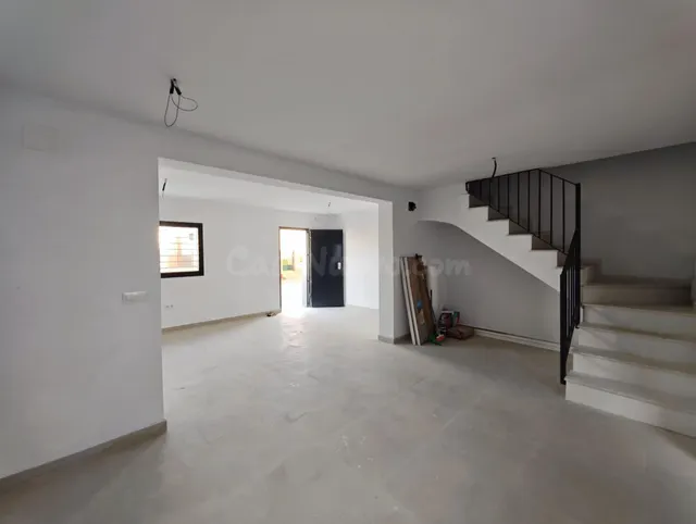 Magnífica en venta en Palomares del Río. - foto 2