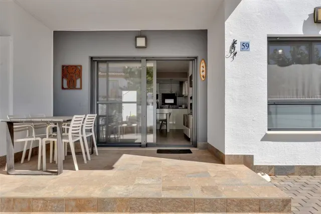 Bungalow planta en planta baja en Pilar de la Horadada con terraza — 10