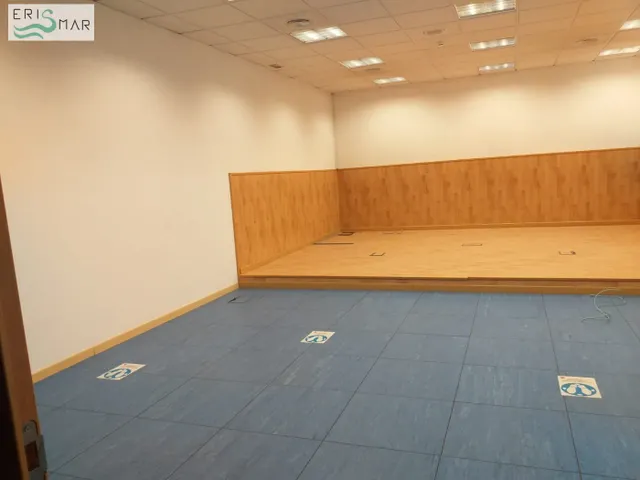 LOCAL COMERCIAL EN ALQUILER Y VENTA EN NAVALCARNERO — 8