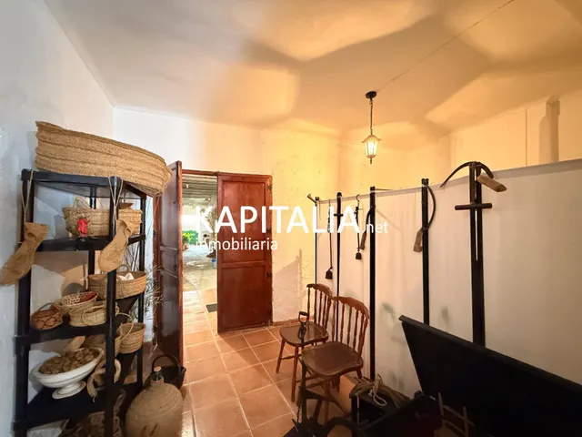 Casa de pueblo con jardin privado en Benialfaqui — 4