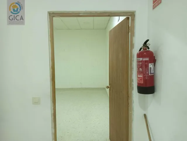 Local en San Bernabé (res. San Marcos) — 21