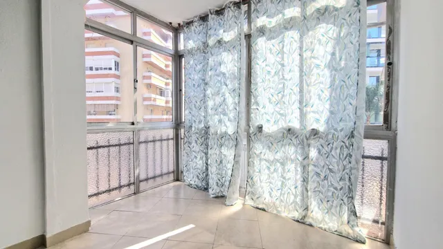 Oportunidad de compra, estudio en el edificio Fuengirola Sun - foto 4