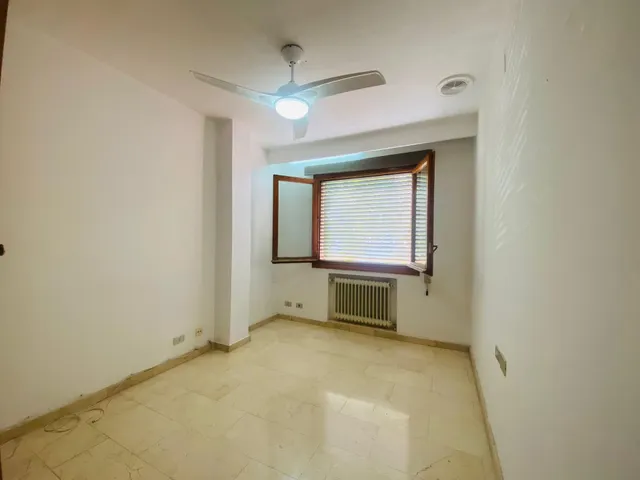 ✨ Amplio piso con gran potencial en Santa Catalina ✨ — 29