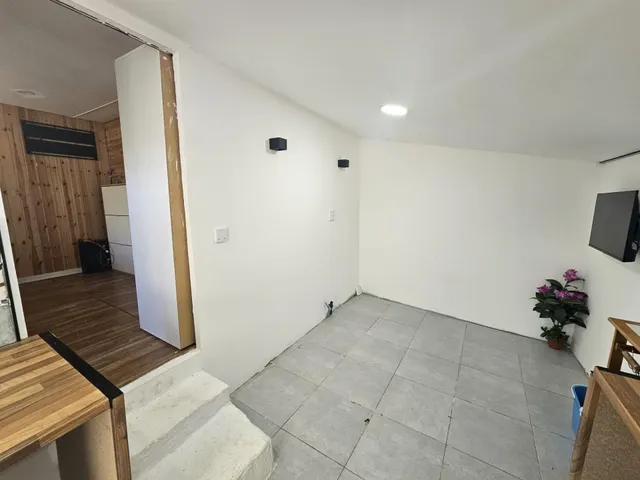 Se vende parcela con casa prefabricada zona La Nucia — 13