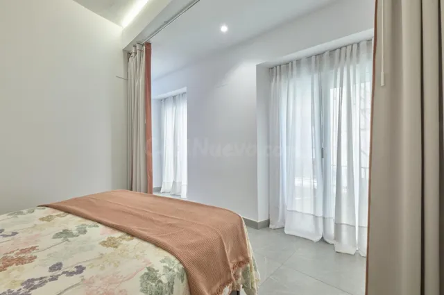 EXCLUSIVO PISO DE LUJO, CON LICENCIA TURÍSTICA, EN EL CENTRO - foto 4