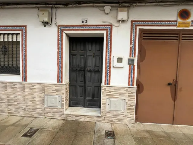 Venta casa en Dos Hermanas - foto 2