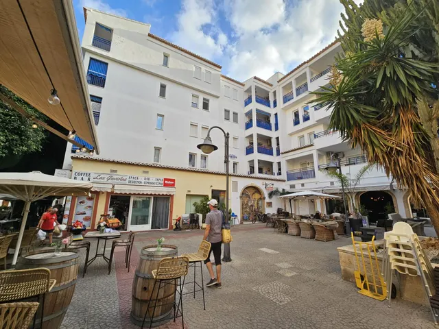 PISO GRANDE EN PLENO CENTRO DE MORAIRA - TEULADA - ALICANTE — 4