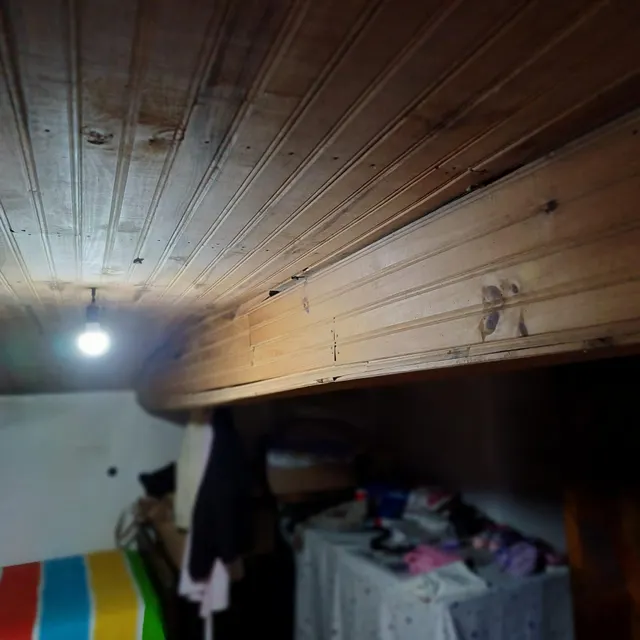 SE VENDE CASA DE ALDEA EN ARZUA PARA REFORMAR — 24