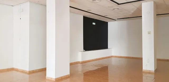 Local comercial 145m² en venta - Marbella — 9