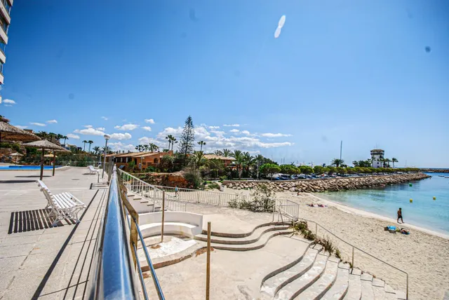 ALQUILER DE TEMPORADA EN PORTALS NOUS – CLUB MARINA - foto 4