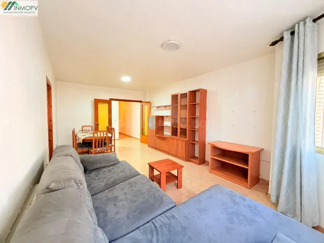 Se vende gran piso de 92m2 con 3 habitaciones dobles en zona rio cervol! 1ª planta edificio sin ascensor! — 5