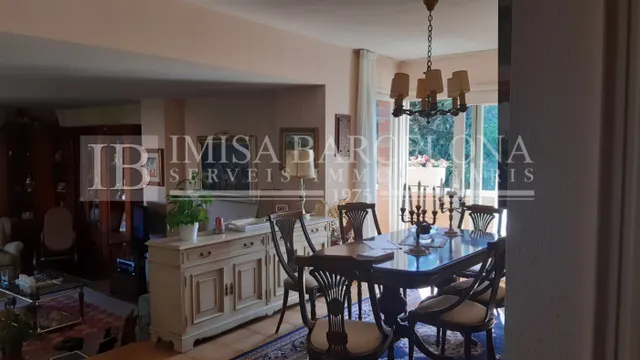 PRECIOSO PISO EN EL EXCLUSIVO COMPLEJO RESIDENCIAL LES LLOSE - foto 5