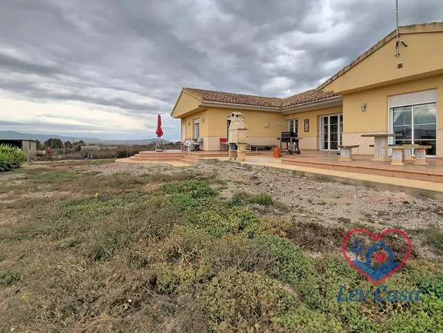 FINCA RÚSTICA CON CHALET INDEPENDIENTE EN TOTANA | 17.546 m2 - foto 3