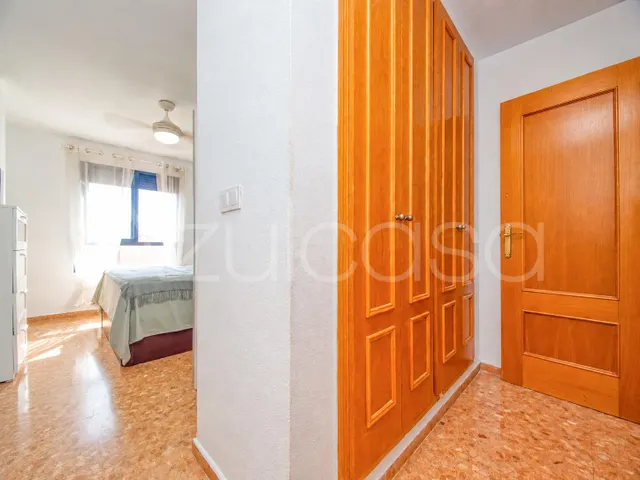 Ático en venta de 2 dormitorios y 2 baños en Gran Vía, Alicante — 30