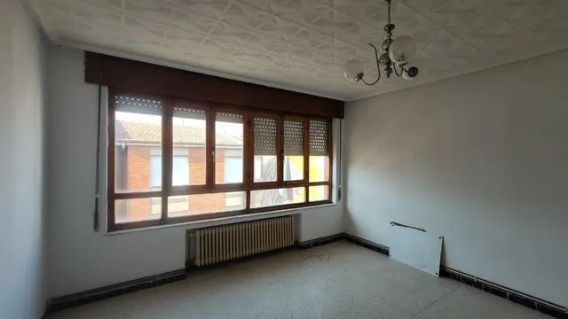 PISO PARA REFORMAR EN LA BAÑEZA — 6