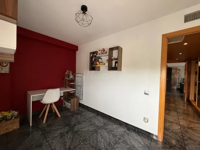 Piso en venta calle Riu Montsant — 16