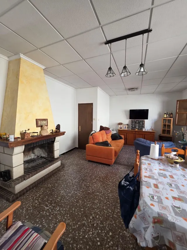 Casa con Piscina Privada y Amplias Posibilidades de Ampliación en Orihuela — 31