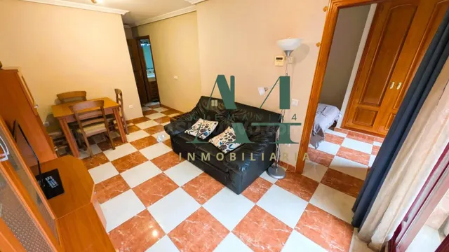 Apartamento en Cánovas con plaza de garaje - foto 3