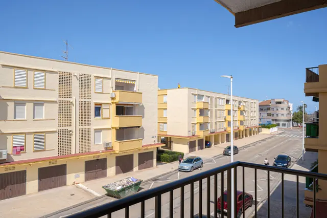 Piso reformado cerca de la playa del Arenal en venta en Jave