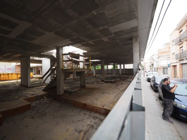 SE VENDE EDIFICIO EN CONTRUCCUÓN EN PARCELA DE 1.583M2 EN IGUALADA, ZONA CENTRO. — 14