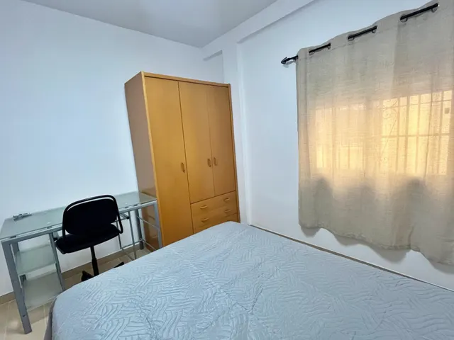 Piso totalmente reformado de 3 dormitorios en Málaga capital – Alquiler de temporada hasta julio — 8