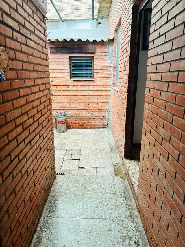 CASA PARA REFORMAR - ZONA MIRAFLORES — 10
