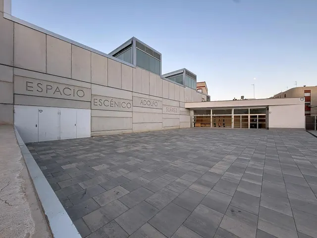 SOLAR URBANO VIATOR — 24