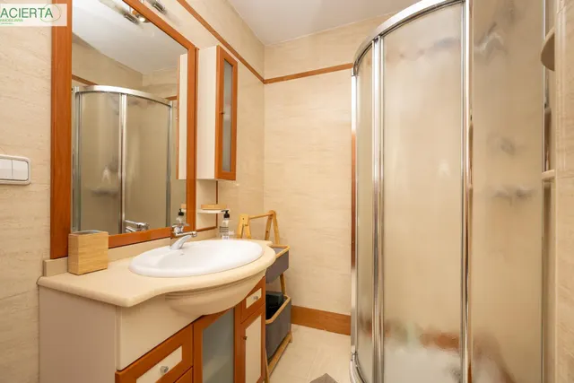 Piso y cochera en venta junto Acera de Darro. — 31