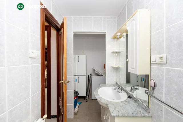 ✨ Piso de 3 dormitorios con terraza en el Zaidín – Espacio, comodidad y agradables vistas — 12