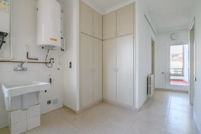 ÀTIC ZONA POBLE NOU — 22