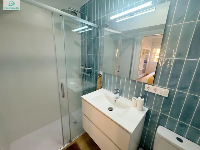 EXCLUSIVO APARTAMENTO REFORMADO EN EL CAMPELLO CON TERRAZA, PISCINA Y UBICACIÓN PRIVILEGIADA JUNTO AL MAR — 32