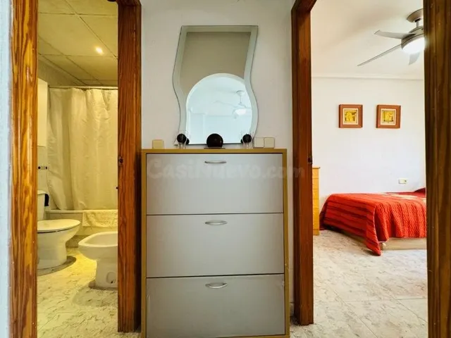 Apartamiento 200 metros de la playa con piscina comunitaria 38 km del aeropuerto de Alicante — 15