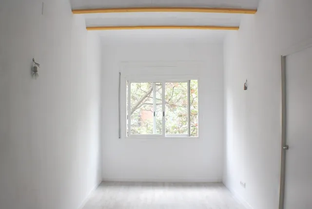 LUMINOSO PISO  IDEAL PARA INVERSORES  RENTABILIDAD 5,56%  EN VERDUN — 9