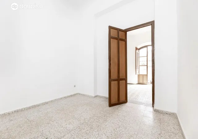 EXCLUSIVA ULTIMA PLANTA CON VISTAS EN GRAN VIA — 15