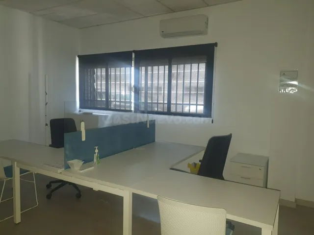 ESTUPENDO LOCAL CON OFICINAS EN EL POLÍGONO CALONGE - foto 5